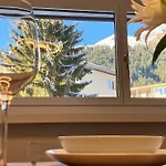 Furnished Platz Close To Wef *